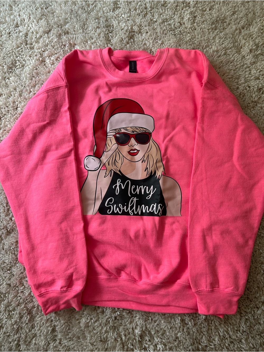 Gildan Hot Pink 'Merry Swiftmas' Graphic Crewneck Sweatshirt